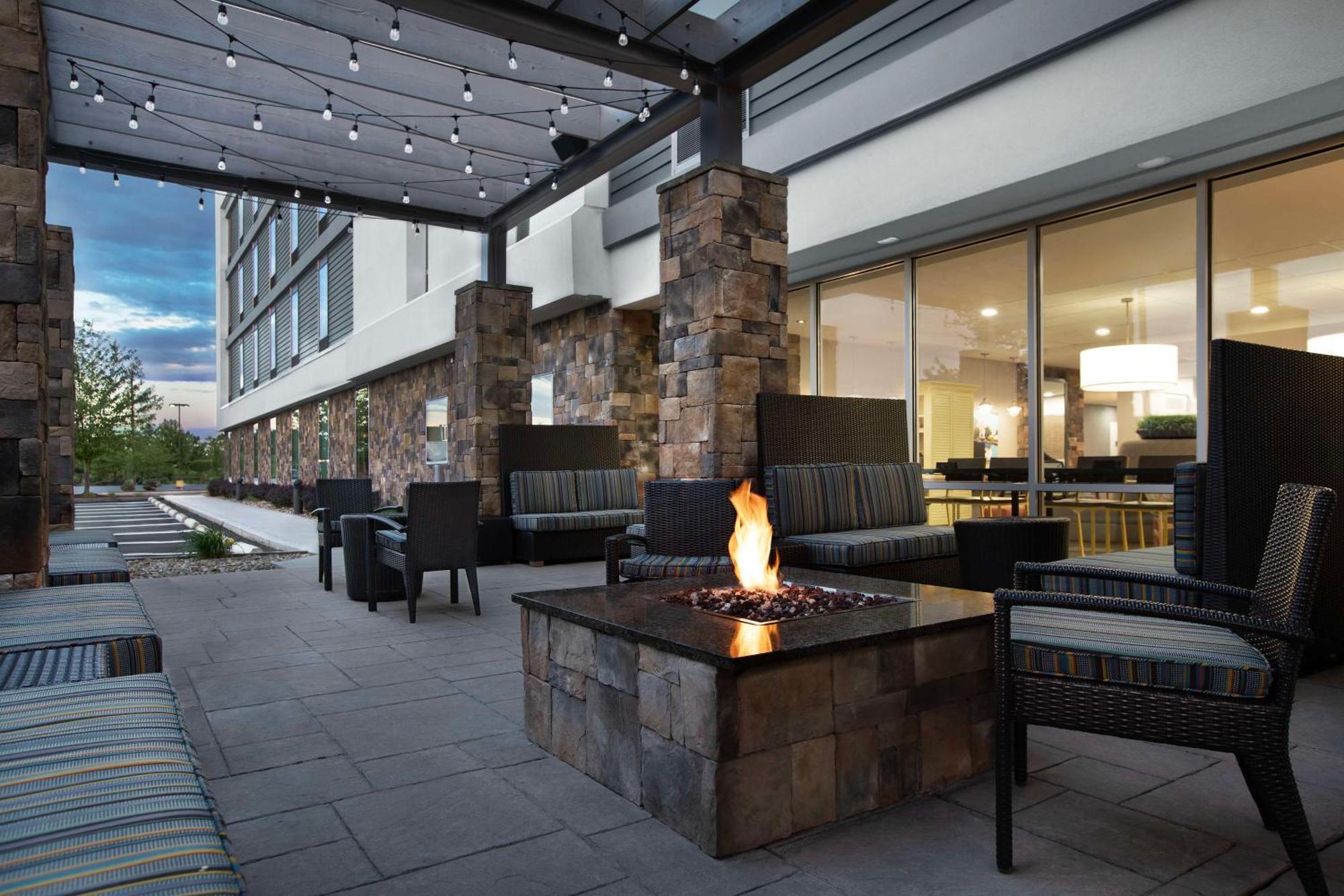 Hotel Home2 By Hilton Pittsburgh - Mccandless, Pa 3*